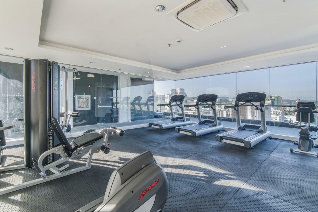 Free Netflix Condo Near It Park With 32-Inch Samsung Hdtv Cebu Εξωτερικό φωτογραφία